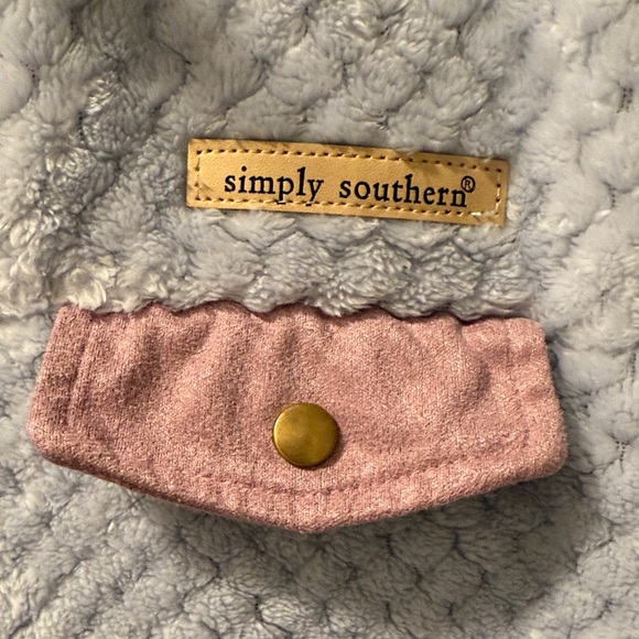 Simply Southern Women's Gray and Purple Textured pullover Size M - Picture 4 of 8